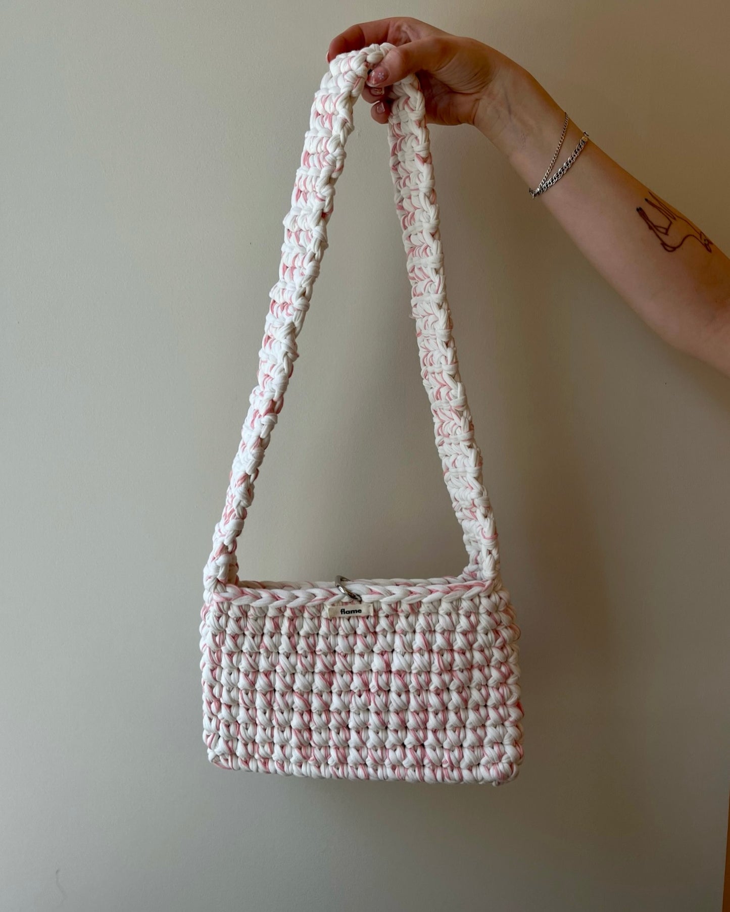Háčkovaná crossbody kabelka L