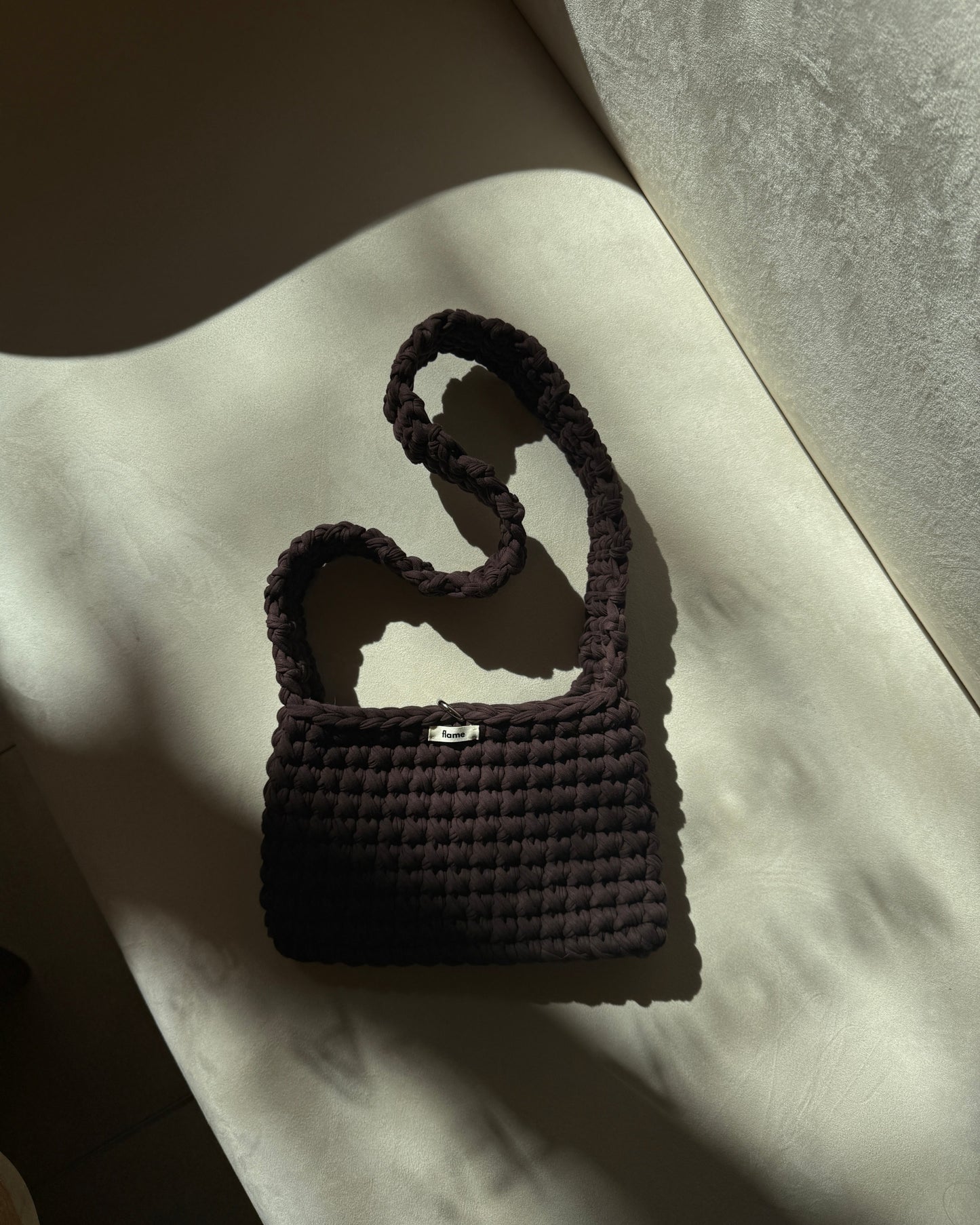 Háčkovaná crossbody kabelka L