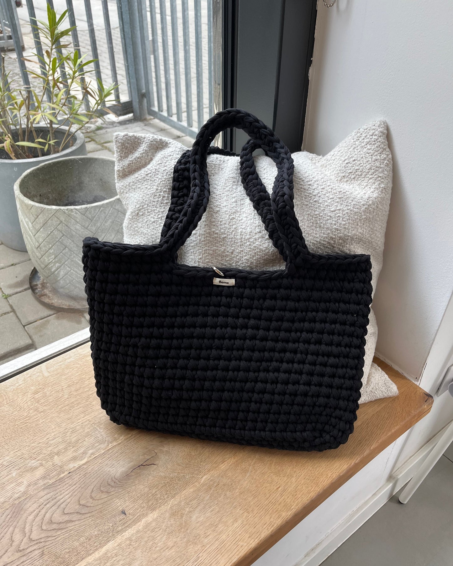 Háčkovaná uni bag M
