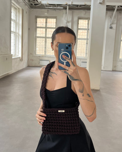 Háčkovaná crossbody kabelka M