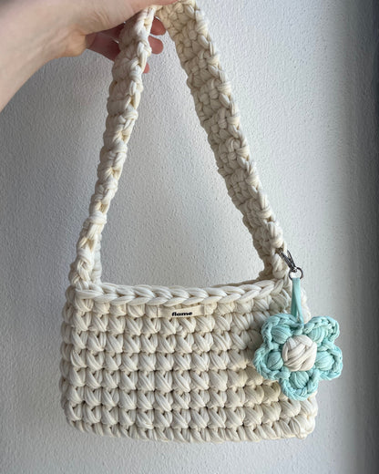 Háčkovaná cloud bag S